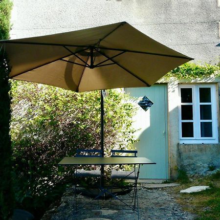 Dormir Au Pressoir Montagnieu  外观 照片