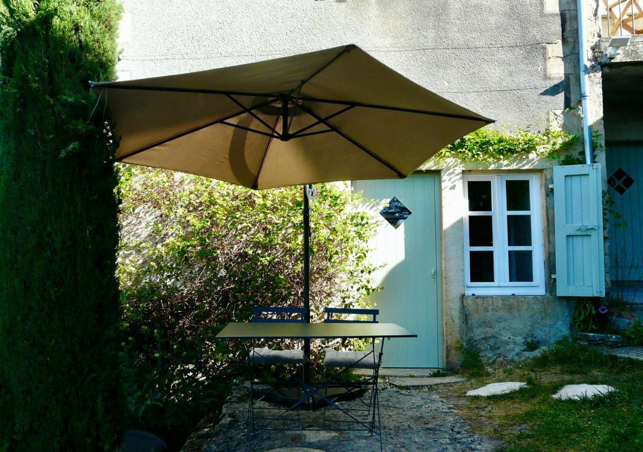Dormir Au Pressoir Montagnieu  外观 照片